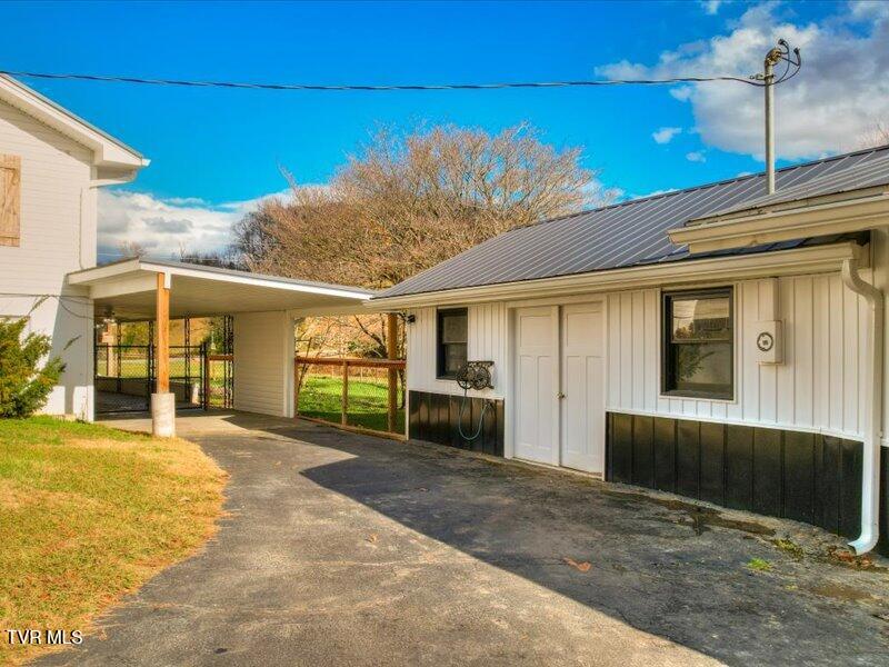 680 Mayberry Road Jonesborough, TN 37659 - Photo 6 of 56 099-680_Mayberry-48