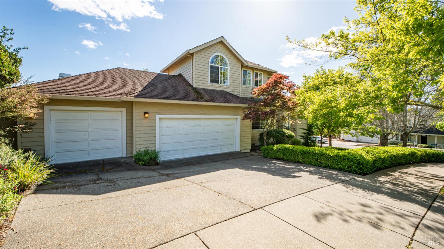 4742 Livingstone Place Santa Rosa, CA 95405 - Photo 4 of 56