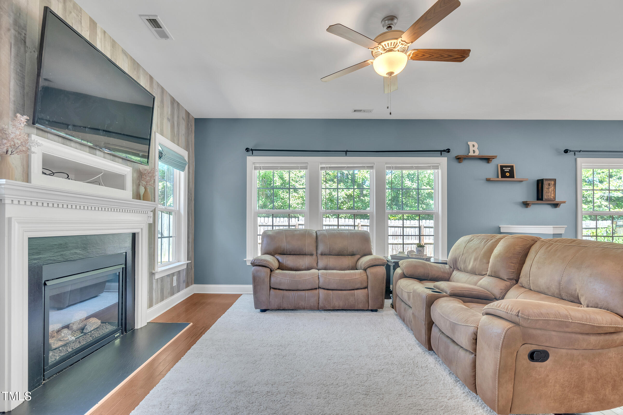 95 Arbor Loop Angier, NC 27501 - Photo 4 of 25 Family Room