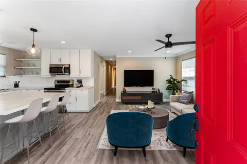 $294,900 | 809 East 40th Street, Houston, TX 77022