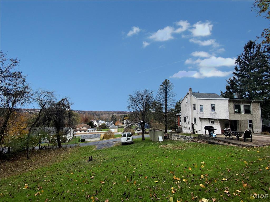 2102 Nemeth Drive Bethlehem, PA 18015 - Photo 5 of 33 a view of a big yard