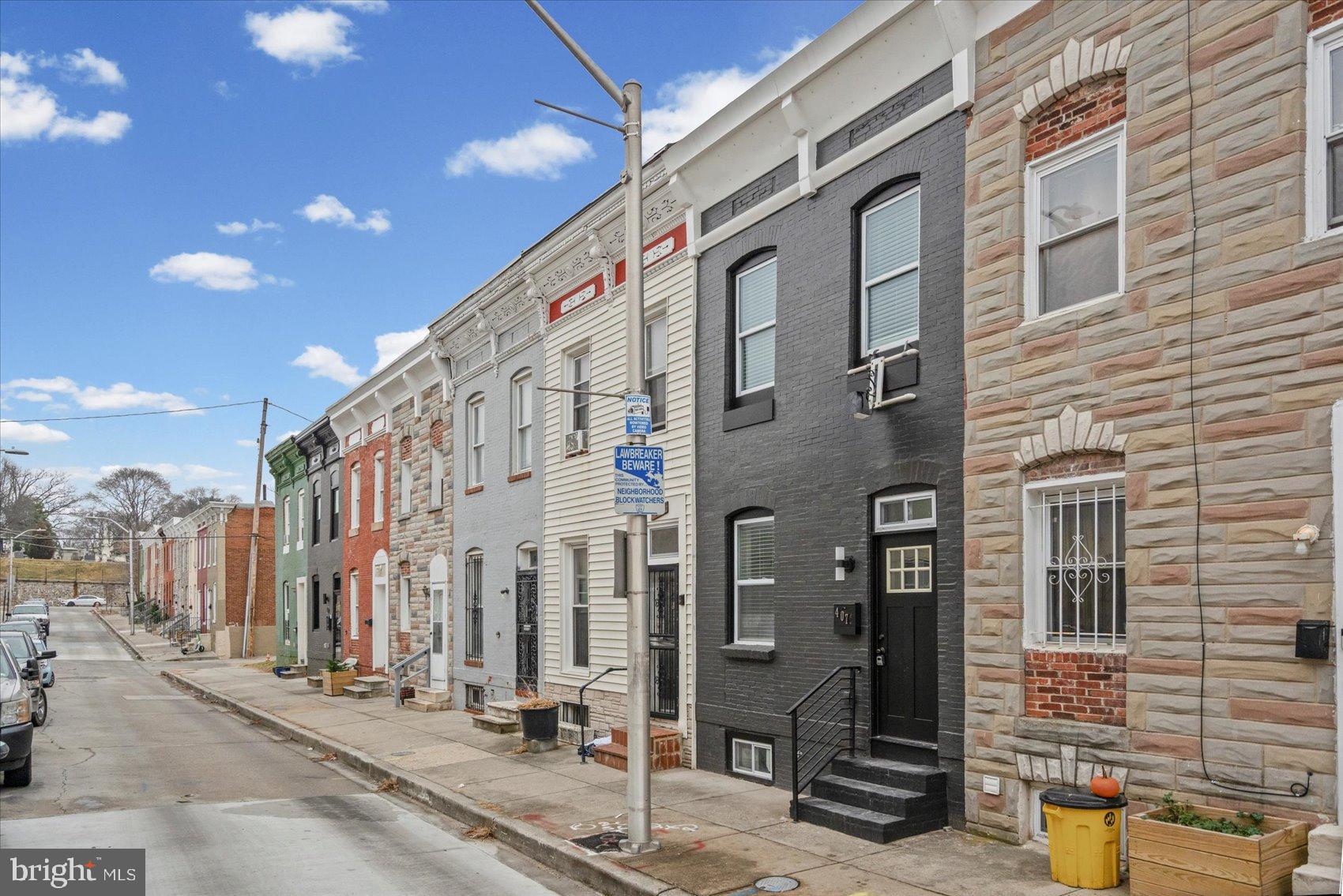 407 Pitman Place Baltimore, MD 21202 - Photo 36 of 42 a city view with tall buildings
