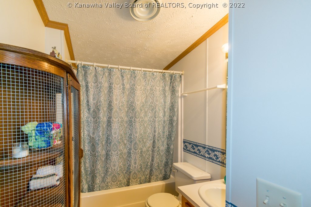 2013 Fisher Ridge Road Kenna, WV 25248 - Photo 23 of 30 Gallery Image 23
