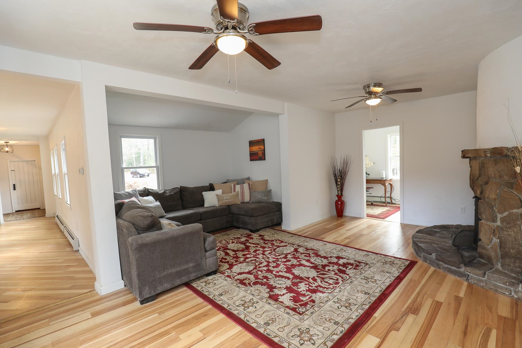 55 Deerfield Road Nottingham, NH 03290 - Photo 11 of 35