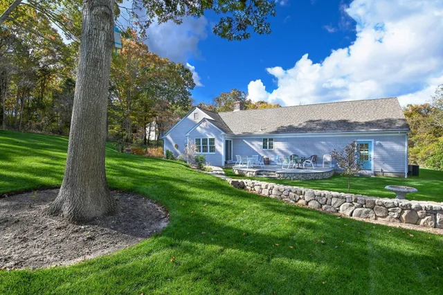 $1,325,000 | 9 Coach Lane, Sandwich, MA 02563