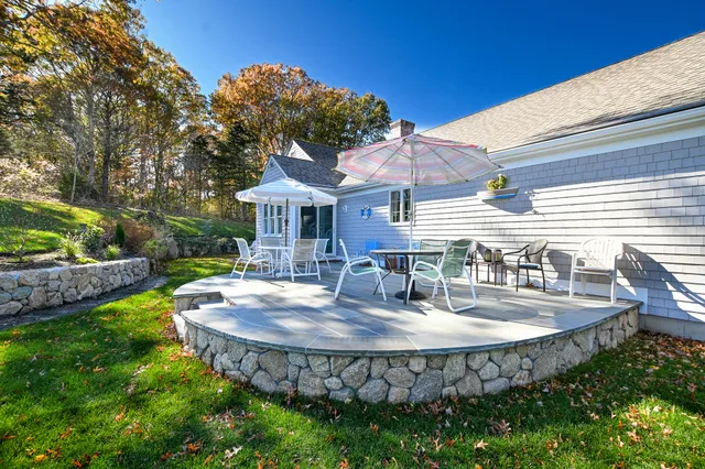 $1,325,000 | 9 Coach Lane, Sandwich, MA 02563