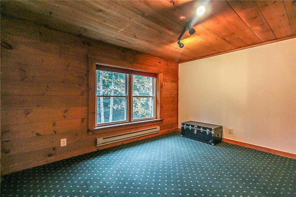189 Biscay Road Damariscotta, ME 04543 - Photo 20 of 35 Upstairs bedroom #1
