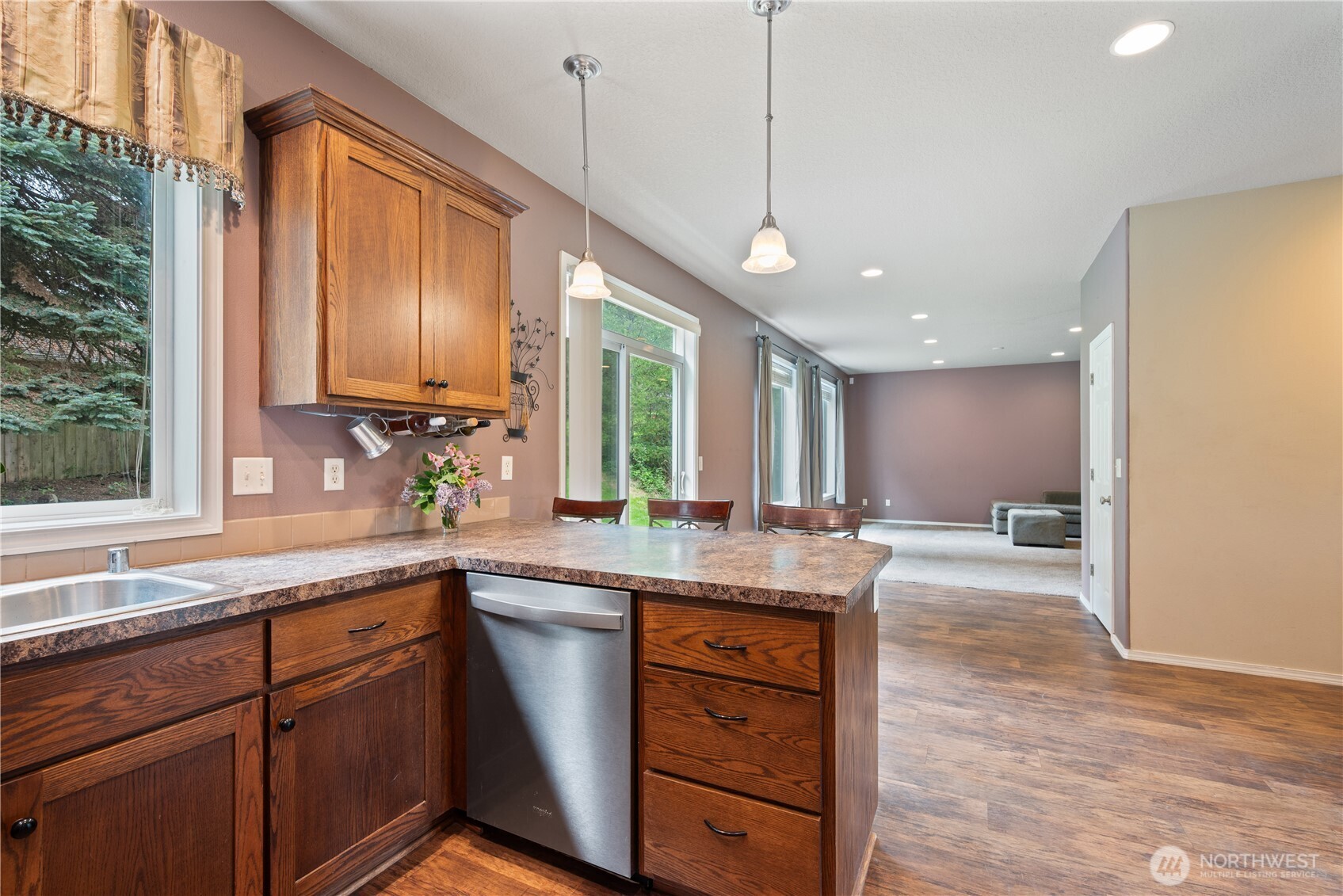 2208 Coal Creek Road Longview, WA 98632 - Photo 6 of 40 Gallery Image 6