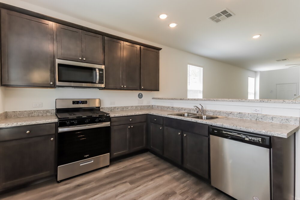 20975 Endeavor Street Porter, TX 77365 - Photo 6 of 17