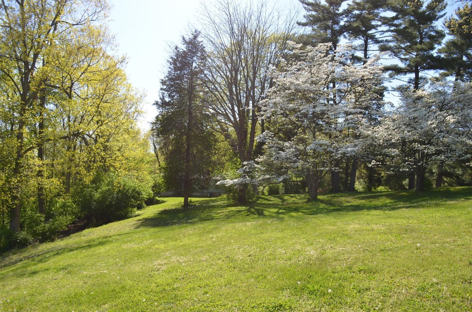 508 Pontius Road Cincinnati, OH 45233 - Photo 12 of 37