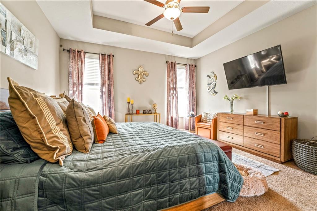 1829 Northeast Riley Drive Lee's Summit, MO 64086 - Photo 16 of 37