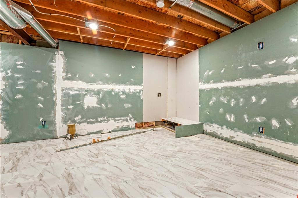 1829 Northeast Riley Drive Lee's Summit, MO 64086 - Photo 26 of 37