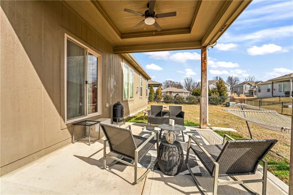 1829 Northeast Riley Drive Lee's Summit, MO 64086 - Photo 27 of 37