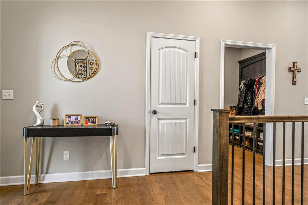 1829 Northeast Riley Drive Lee's Summit, MO 64086 - Photo 3 of 37