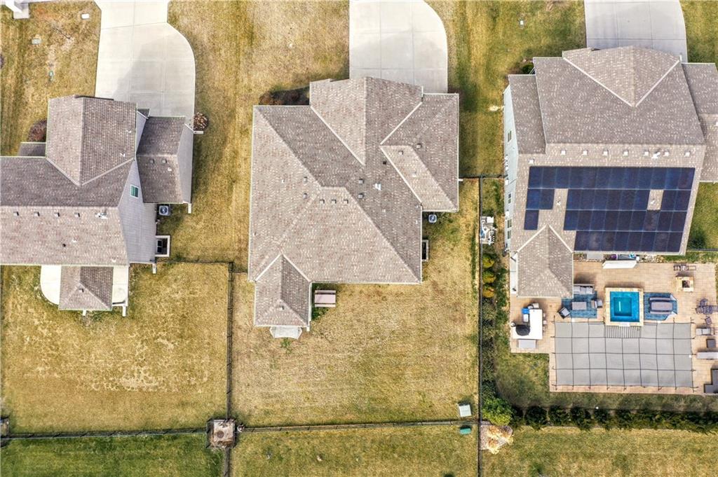 1829 Northeast Riley Drive Lee's Summit, MO 64086 - Photo 34 of 37