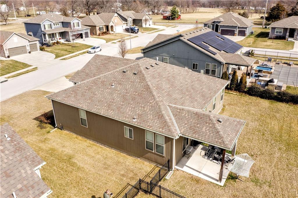 1829 Northeast Riley Drive Lee's Summit, MO 64086 - Photo 37 of 37