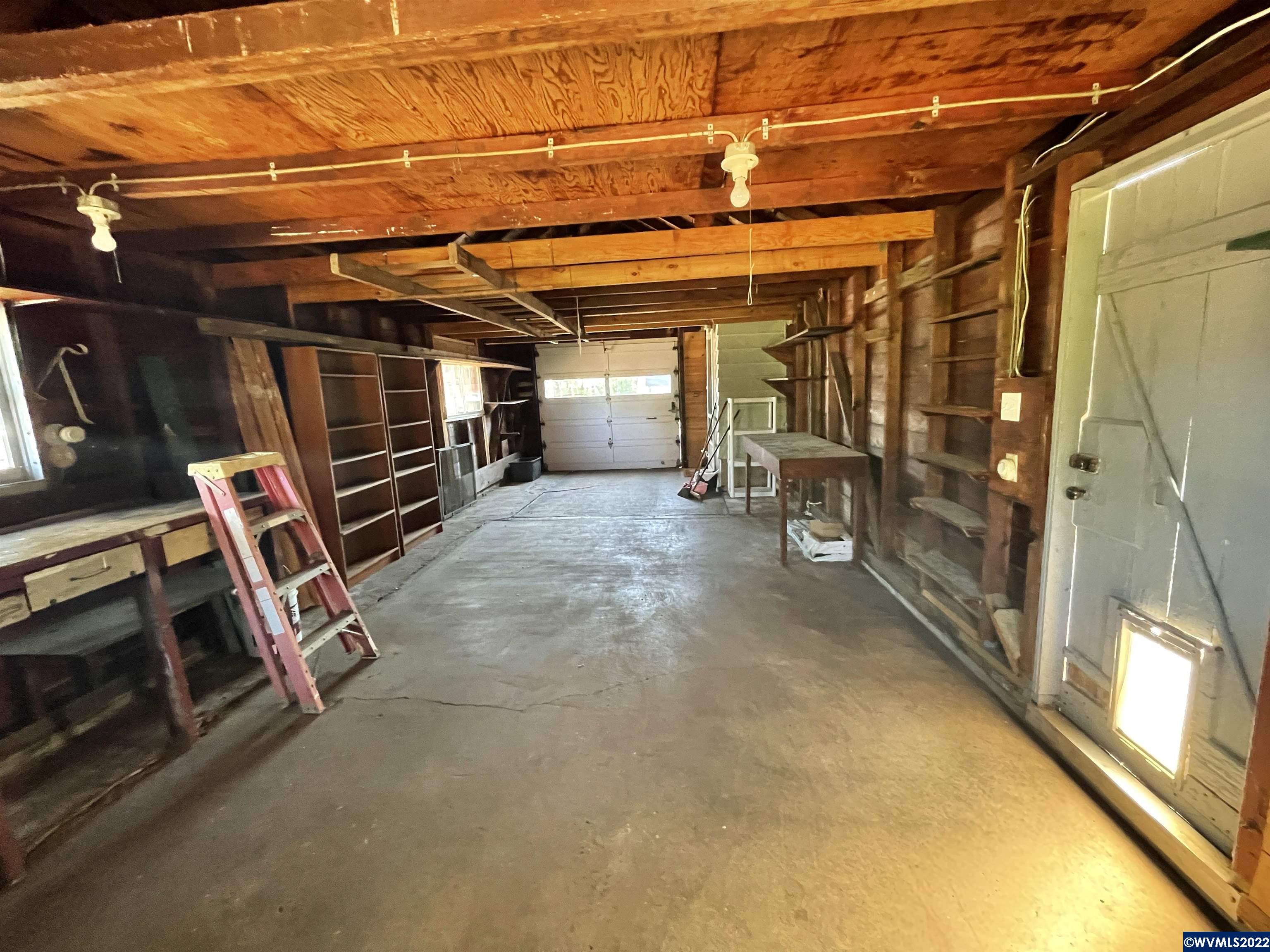 1309 Southwest Church Street Dallas, OR 97338 - Photo 26 of 40 Gallery Image 26