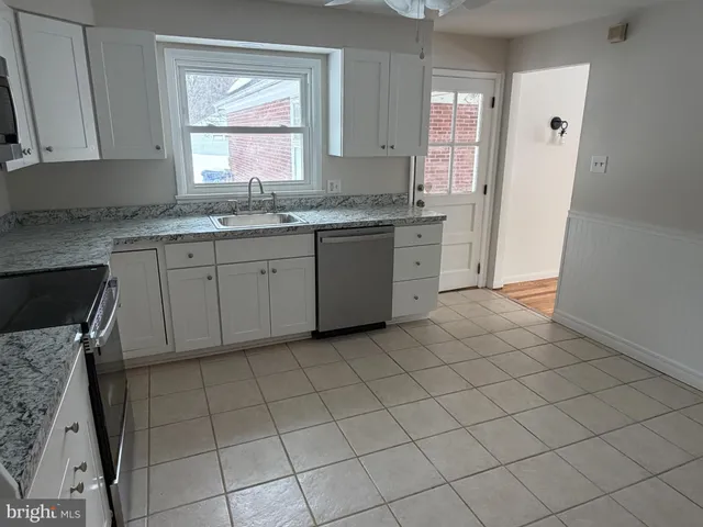 $349,900 | 1601 Woodcrest Road, Harrisburg, PA 17112