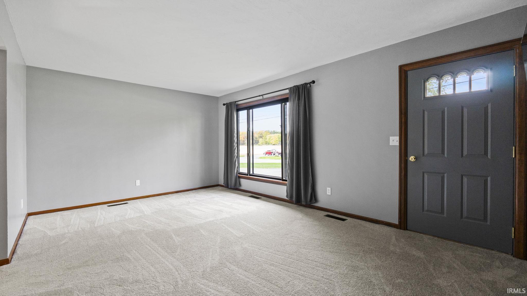 815 East Anderson Road Churubusco, IN 46723 - Photo 7 of 30 Gallery Image 7