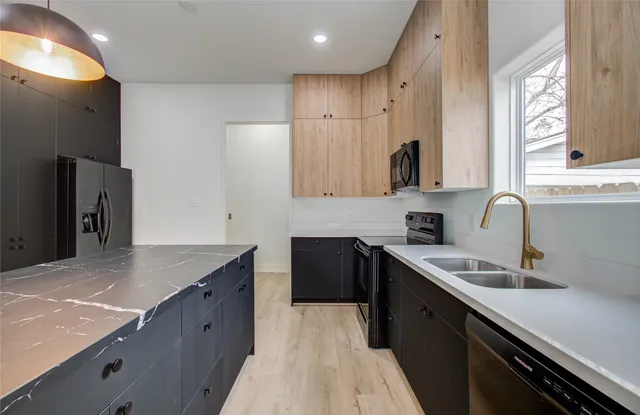 $1,995 | 1815 McKee Street, Unit A, Houston, TX 77009