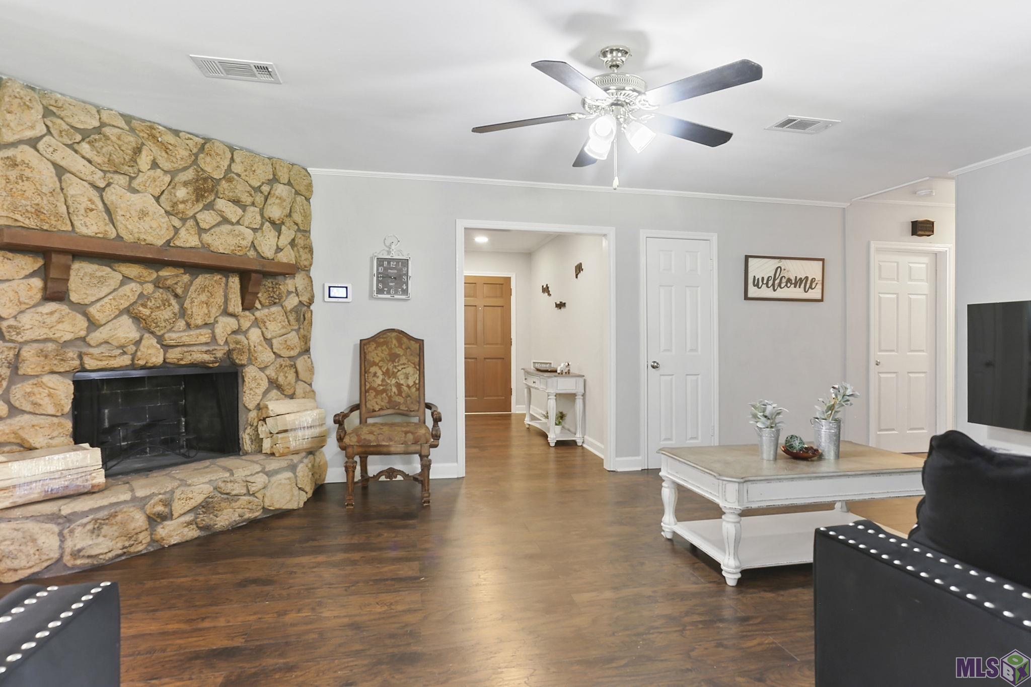 3704 Myrtle Street Baker, LA 70714 - Photo 3 of 16 Gallery Image 3