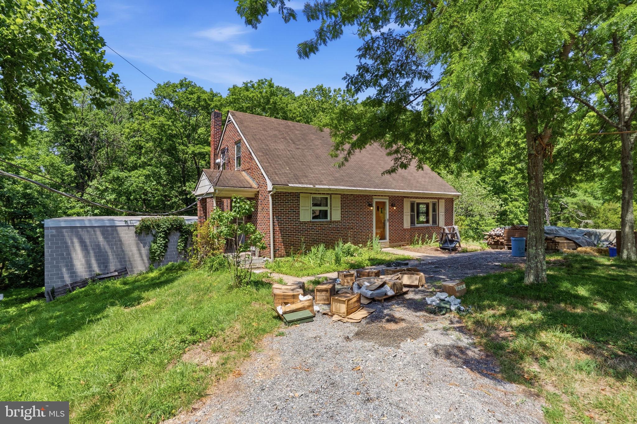248 Maugers Mill Road Pottstown, PA 19464 - Photo 2 of 26
