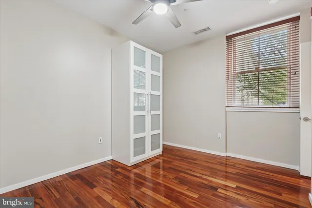 a view of utility room
