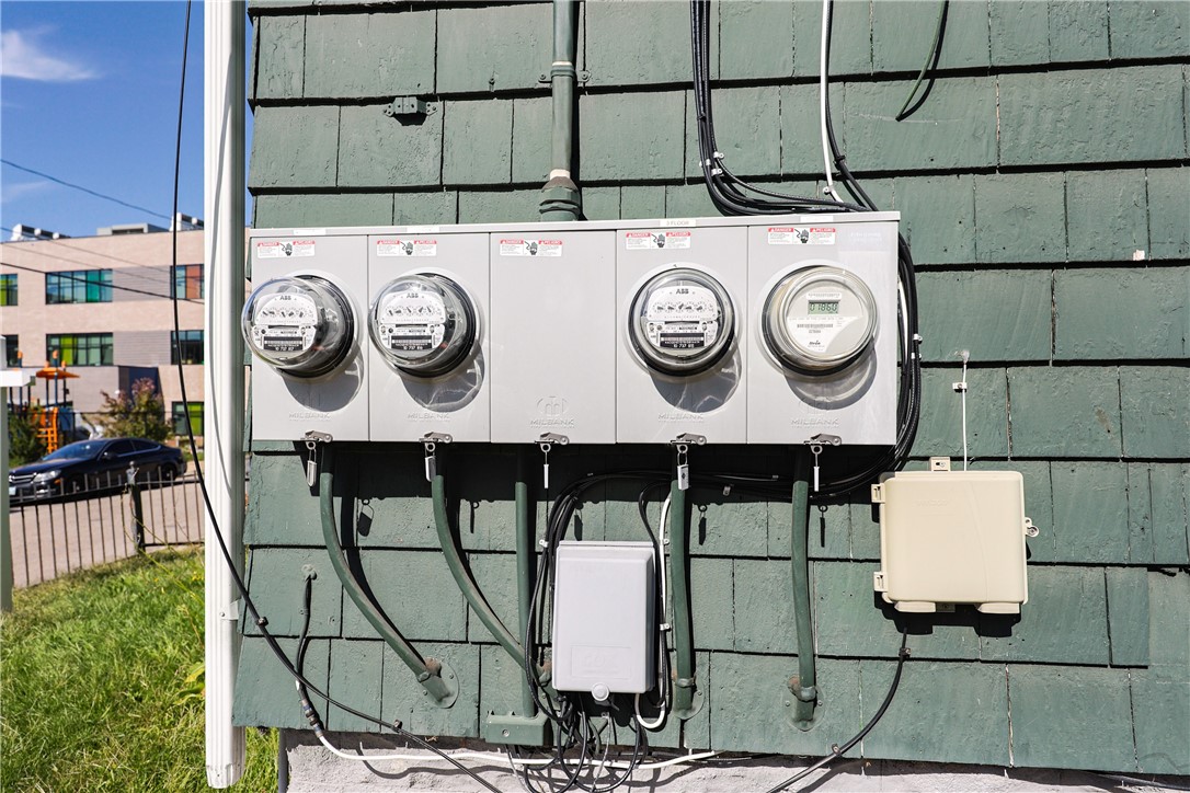 97 Greene Street Pawtucket, RI 02860 - Photo 31 of 44