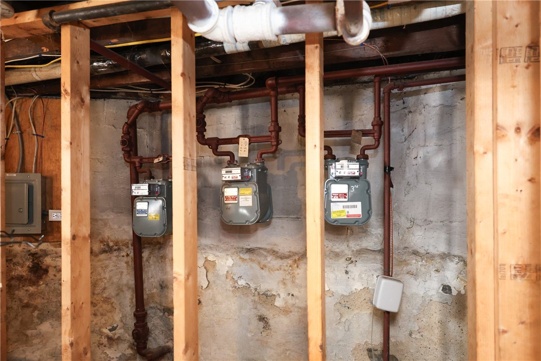 97 Greene Street Pawtucket, RI 02860 - Photo 32 of 44