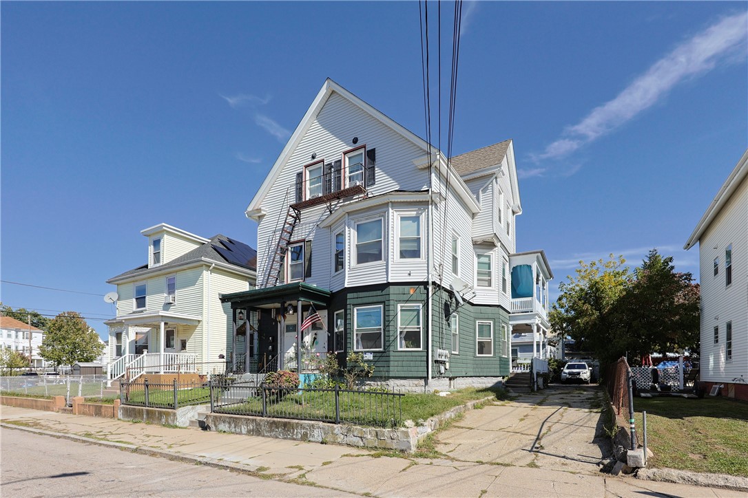 97 Greene Street Pawtucket, RI 02860 - Photo 37 of 44