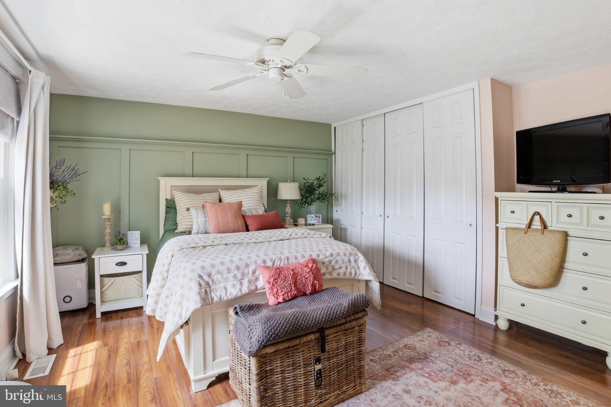 291 Waycross Way Arnold, MD 21012 - Photo 21 of 34 Serene retreat with calming hues.