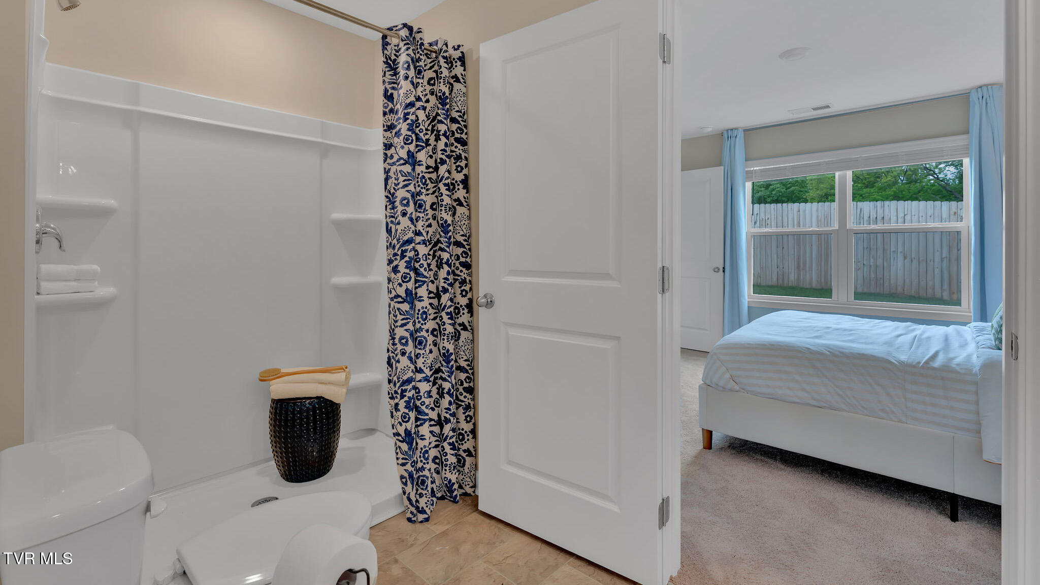 1073 Edison Road Johnson City, TN 37615 - Photo 20 of 25 Primary Bath 1