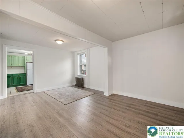 $1,850 | 115 2nd Street, Catasauqua, PA 18032