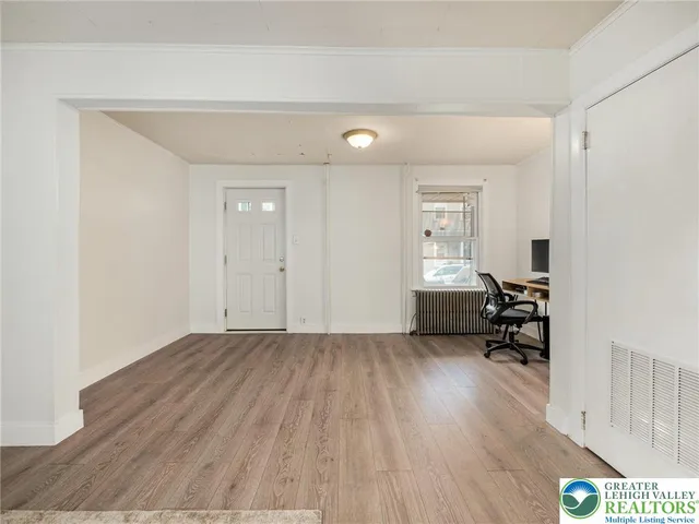 $1,850 | 115 2nd Street, Catasauqua, PA 18032