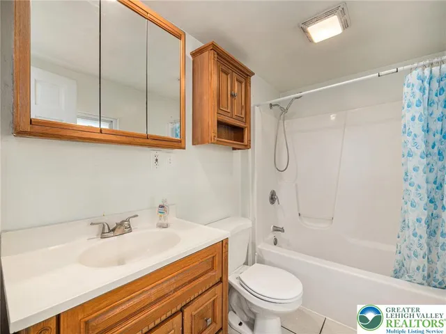 $1,850 | 115 2nd Street, Catasauqua, PA 18032