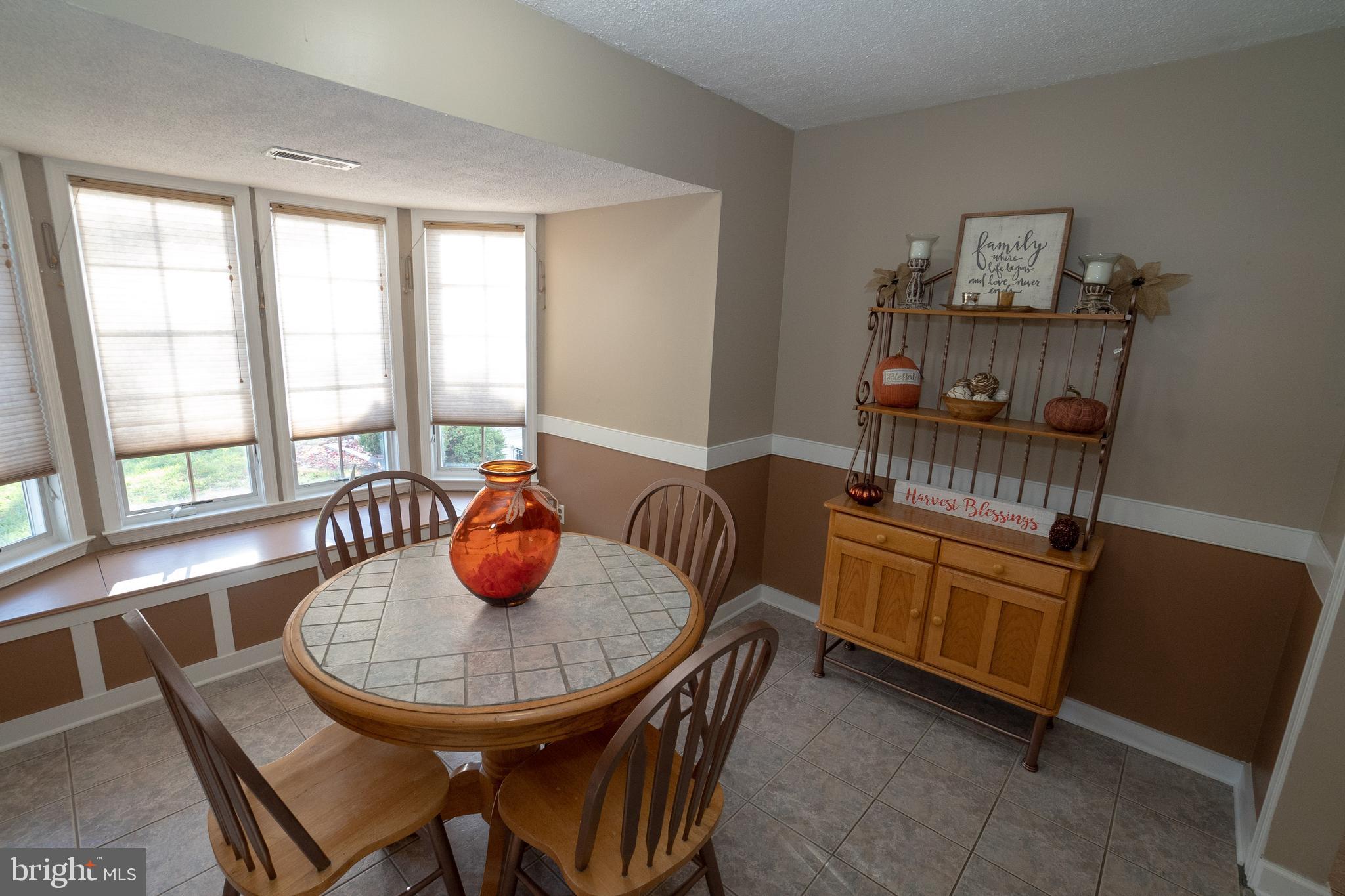 26 Palomar Road Sewell, NJ 08080 - Photo 12 of 43