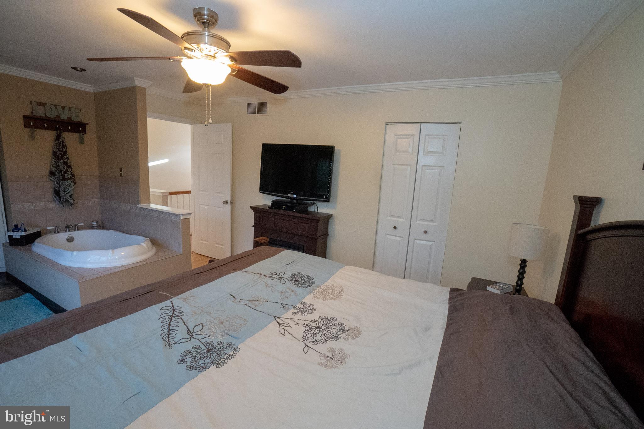26 Palomar Road Sewell, NJ 08080 - Photo 35 of 43
