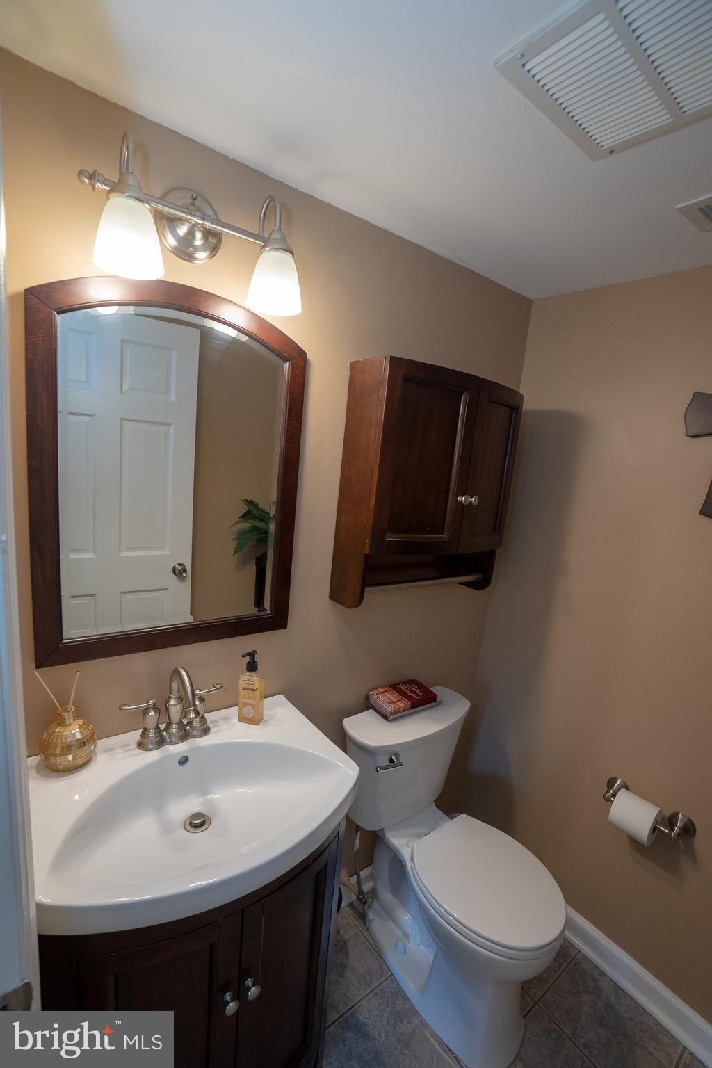 26 Palomar Road Sewell, NJ 08080 - Photo 9 of 43