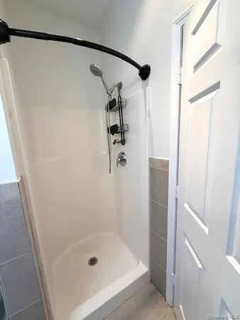 $2,850 | 127 Pipetown Hill Road, Nanuet, NY 10954