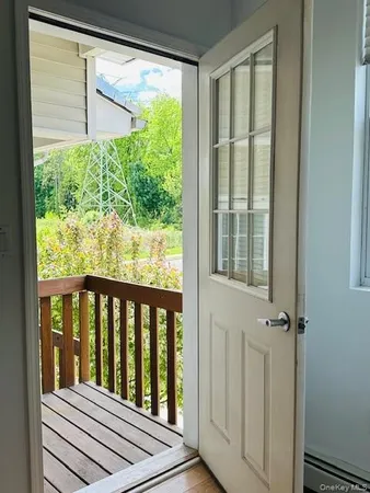 $2,850 | 127 Pipetown Hill Road, Nanuet, NY 10954