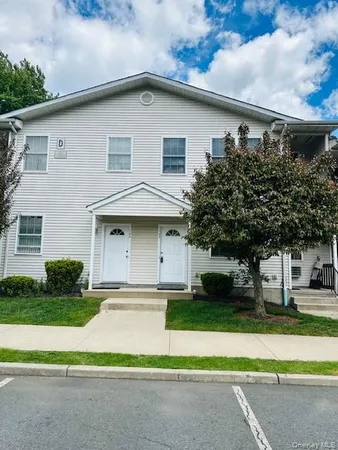 $2,850 | 127 Pipetown Hill Road, Nanuet, NY 10954