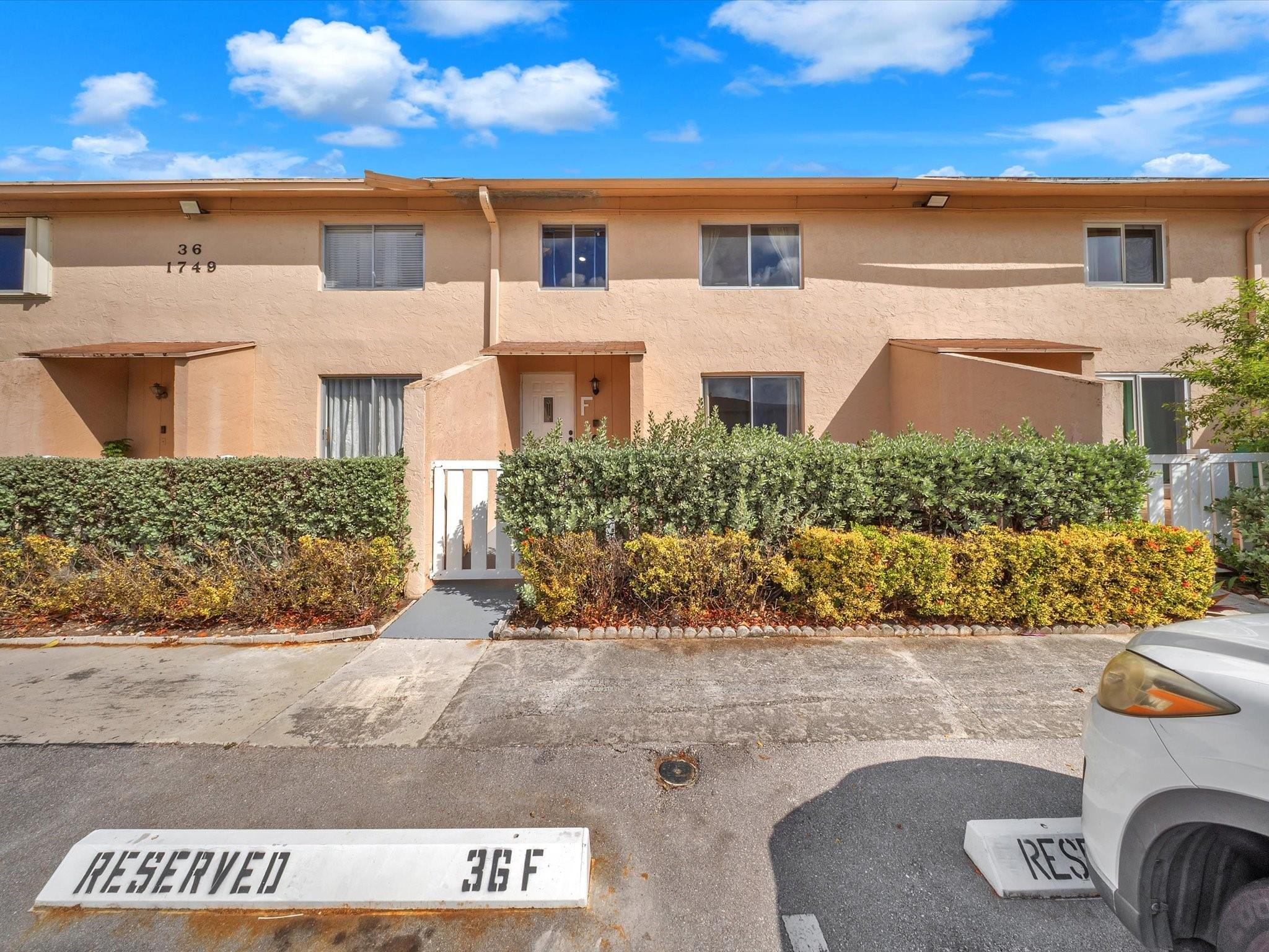 1749 Northwest 80th Avenue, Unit F Margate, FL 33063 - Photo 2 of 23 Photo 2