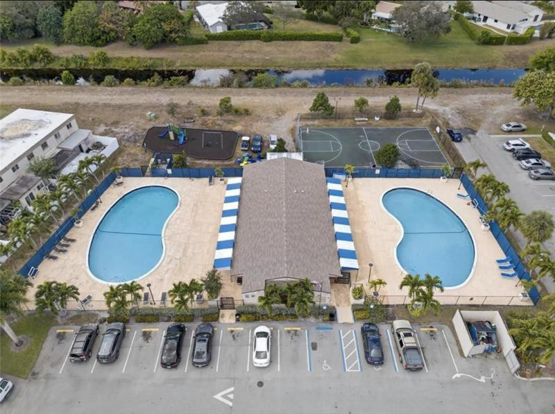 1749 Northwest 80th Avenue, Unit F Margate, FL 33063 - Photo 22 of 23 Photo 22