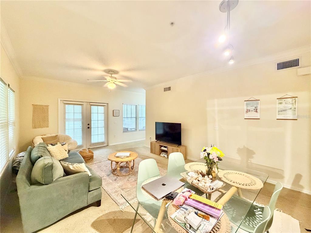 9177 Southwest 52nd Road, Unit 203 Gainesville, FL 32608 - Photo 3 of 27 Gallery Image 3