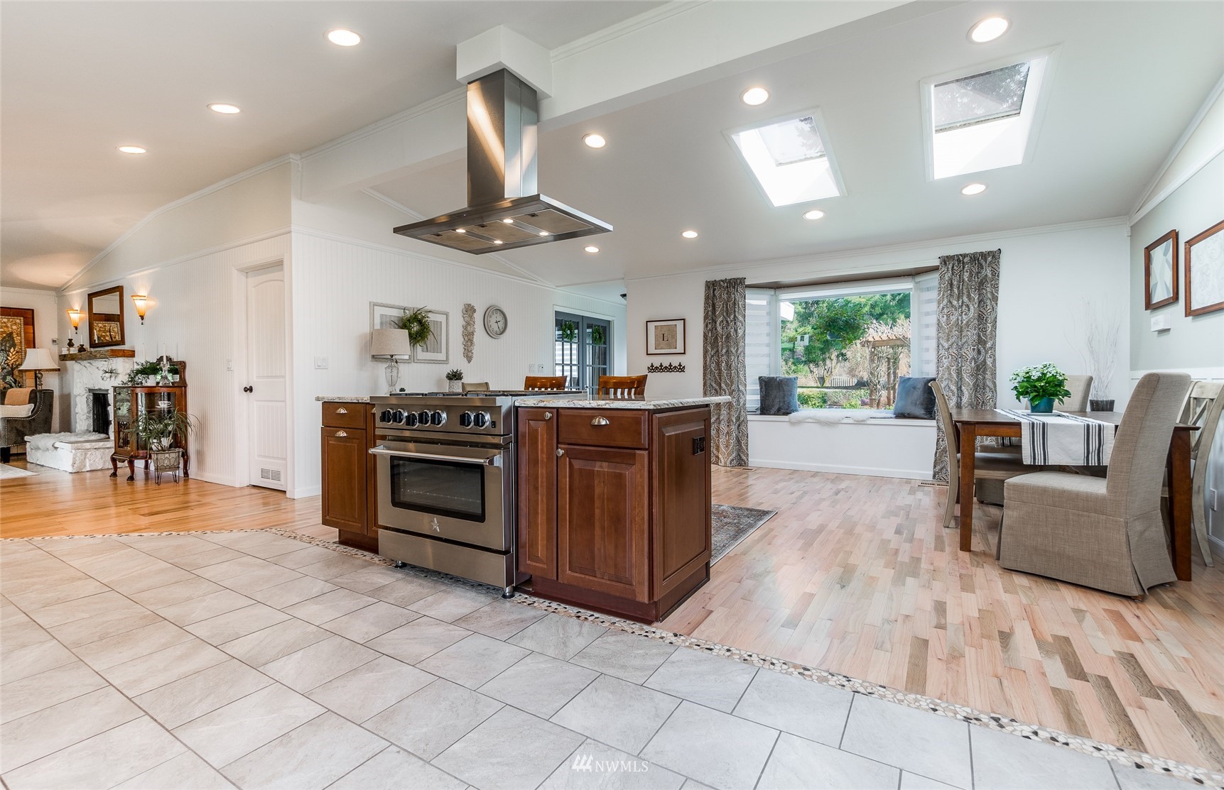 13205 173rd Avenue Southeast Renton, WA 98059 - Photo 13 of 40 Gallery Image 13