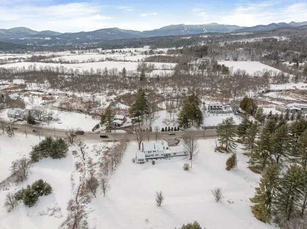 $825,000 | 1490 Pucker Street, Stowe, VT 05672
