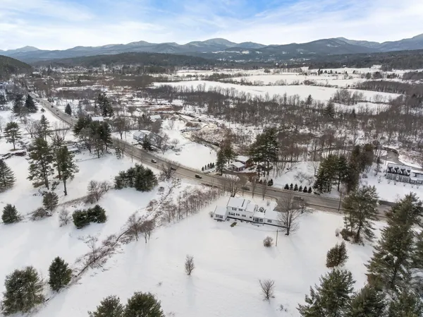 $825,000 | 1490 Pucker Street, Stowe, VT 05672