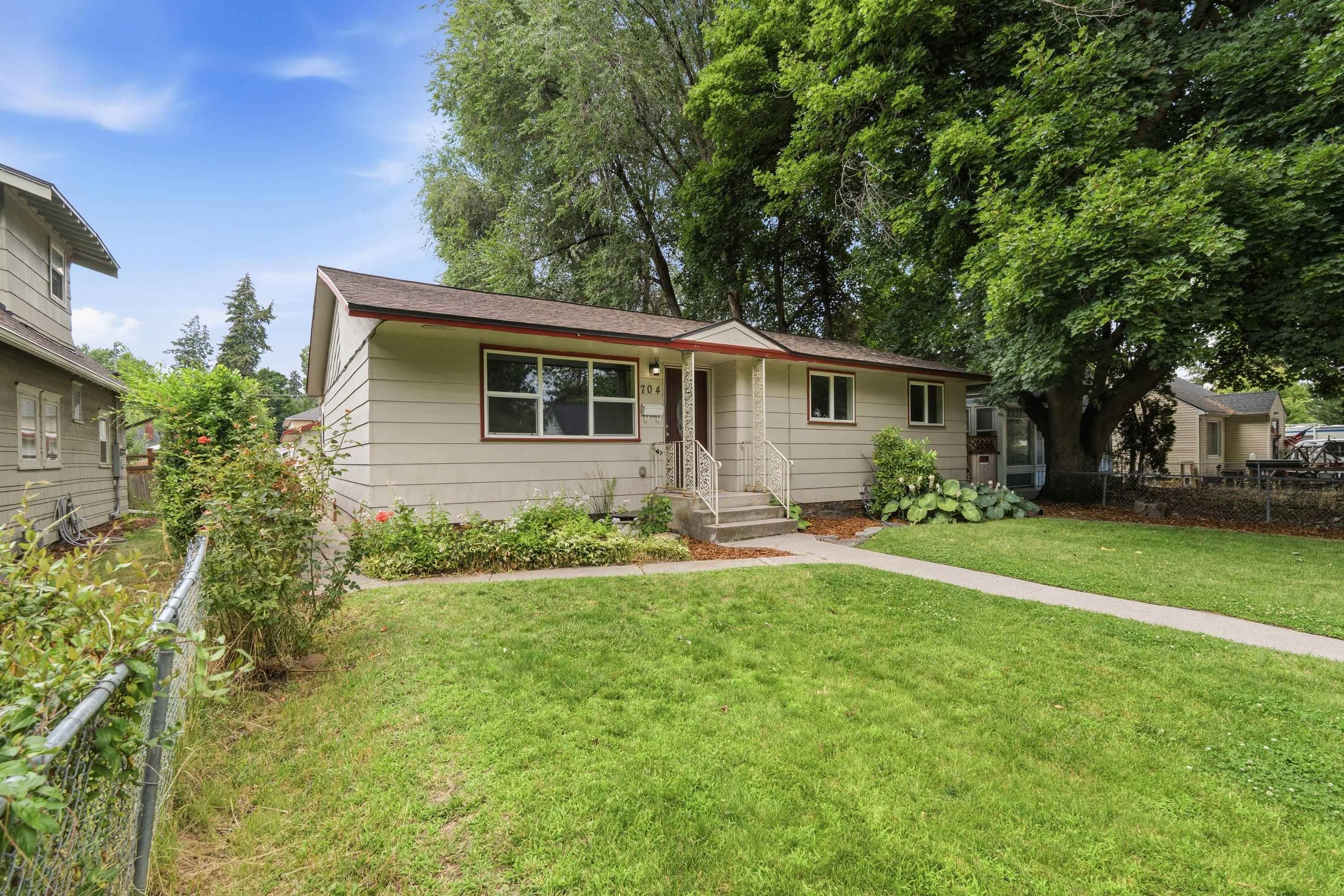 704 South Ralph Street Spokane, WA 99202 - Photo 2 of 43