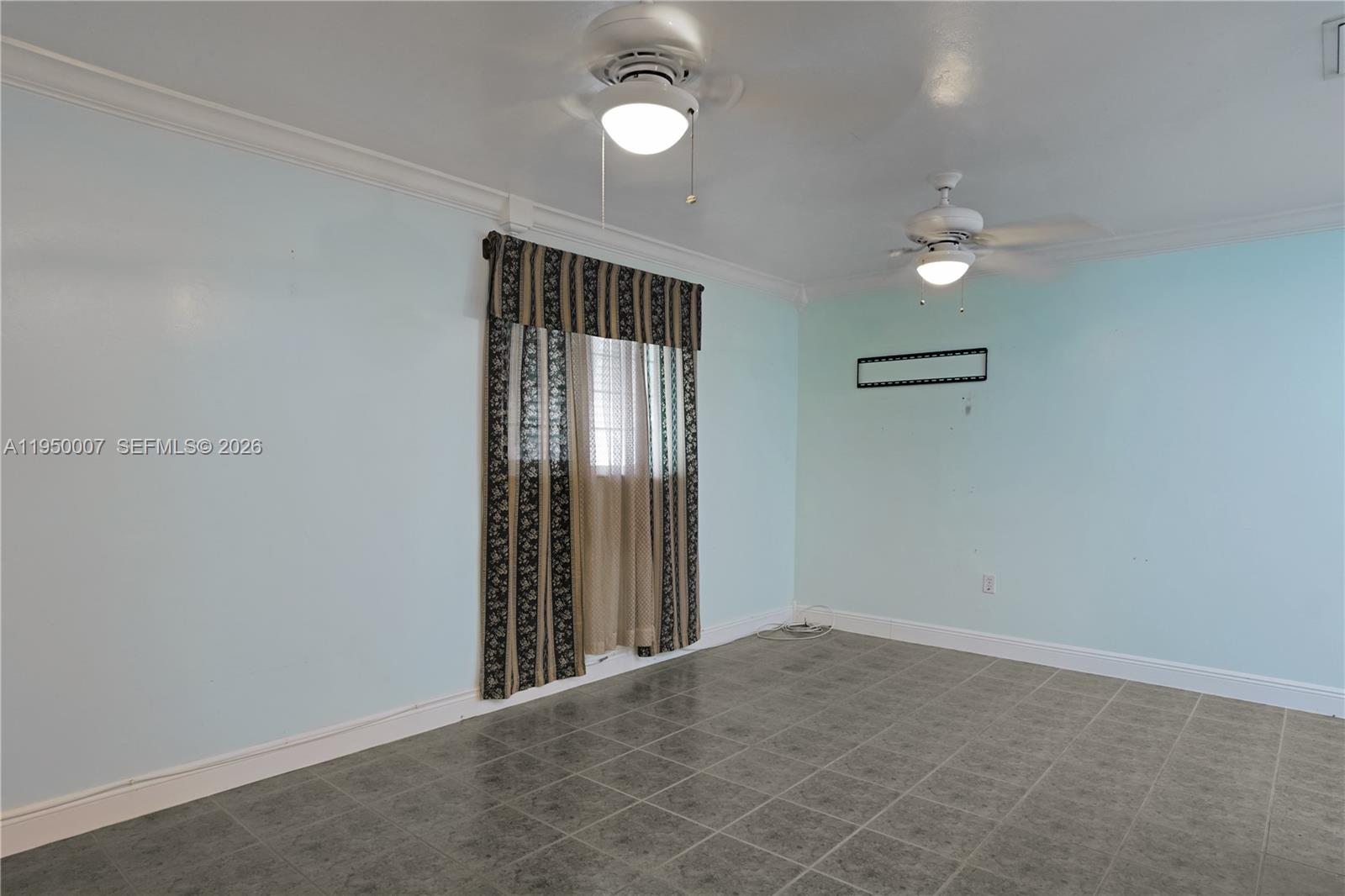 11121 Southwest 203rd Terrace Miami, FL 33189 - Photo 23 of 38
