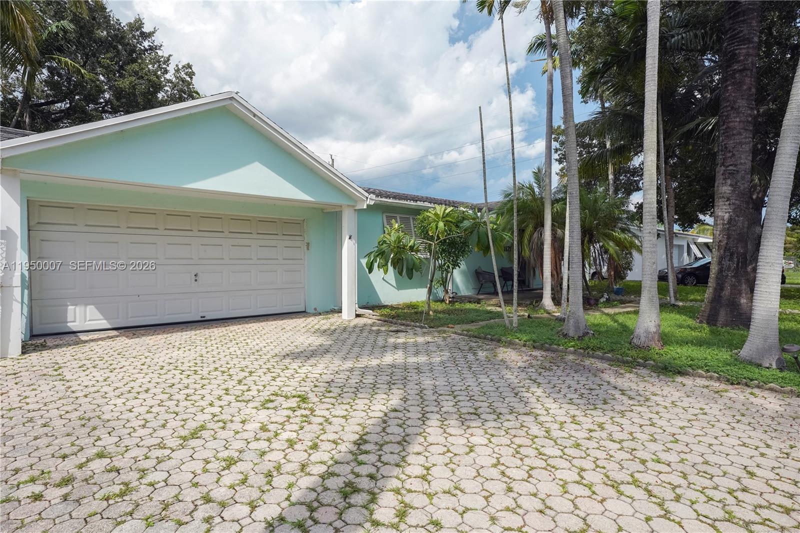 11121 Southwest 203rd Terrace Miami, FL 33189 - Photo 5 of 38